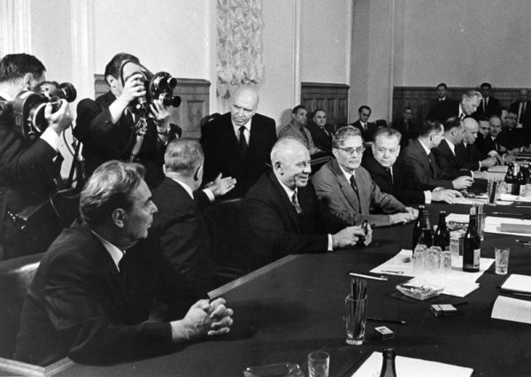 Заседание Хрущева 1954