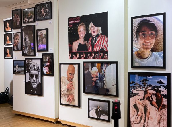 Изумрудов Валерий художник