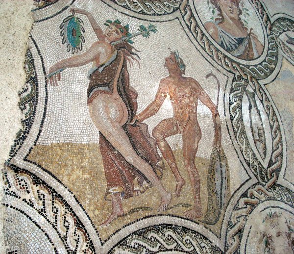 Пергамский алтарь Гигантомахия