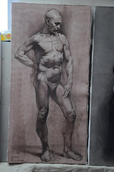 Фигура контрапост Репина