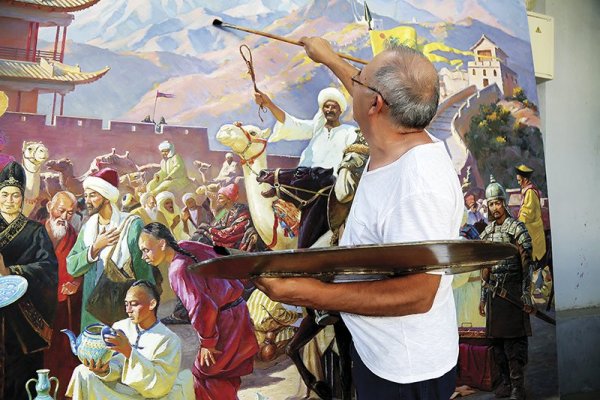 Узбекский художник Алишер