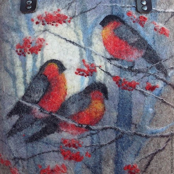 Шерстяная акварель Снегири
