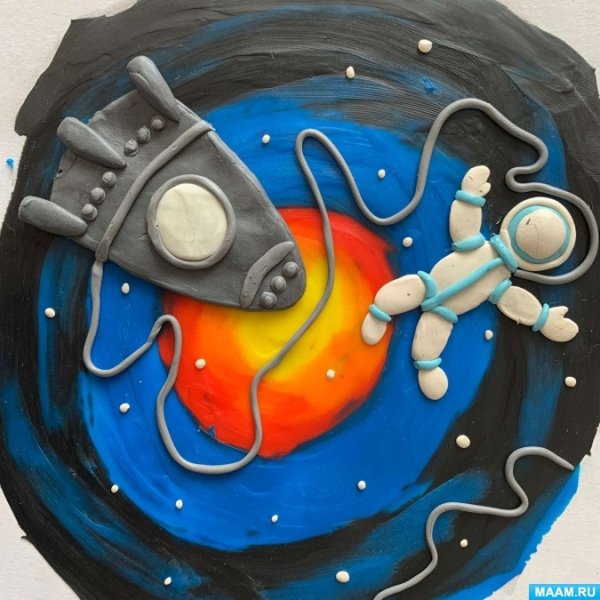 Поделки ко Дню космонавтики из пластилина