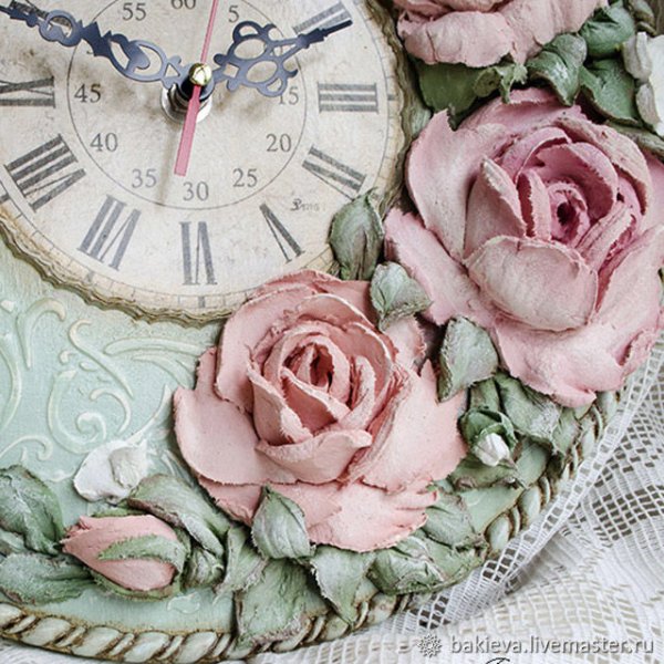 Часы в технике скульптурная живопись МК