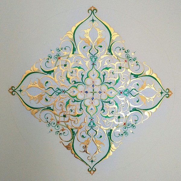 Арабеска орнамент треугольный