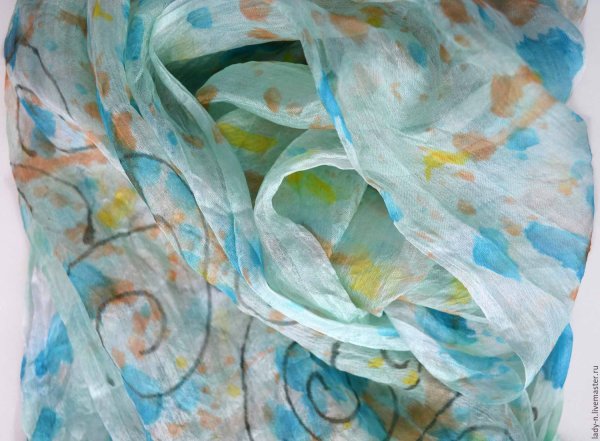 Палантины шелк батик