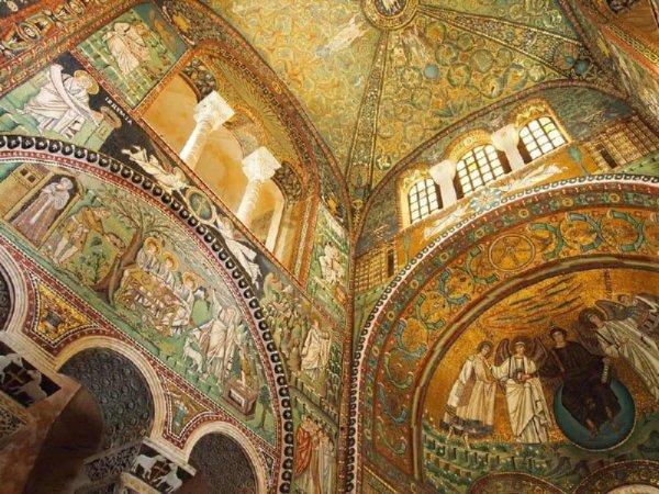 Базилика Сан-Витале в Равенне мозаика
