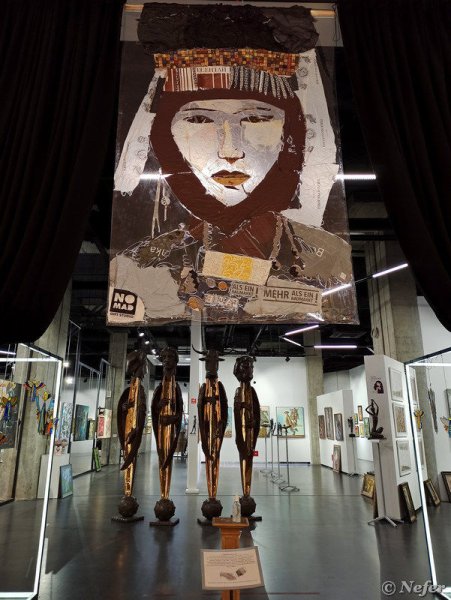 Картина из пакетов