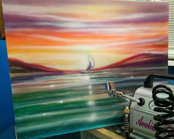 Аэрограф для рисования на холсте