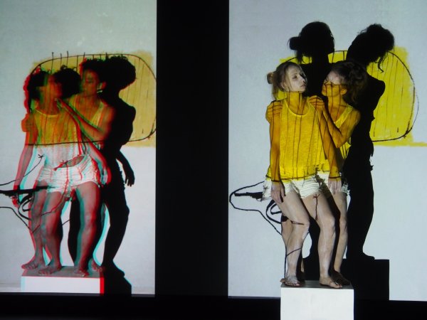 Жанин Антони перфоманс