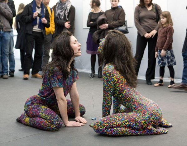 Венский акционизм Ив Кляйн