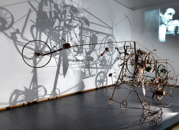 Кинетическое искусство Жан Тэнгли