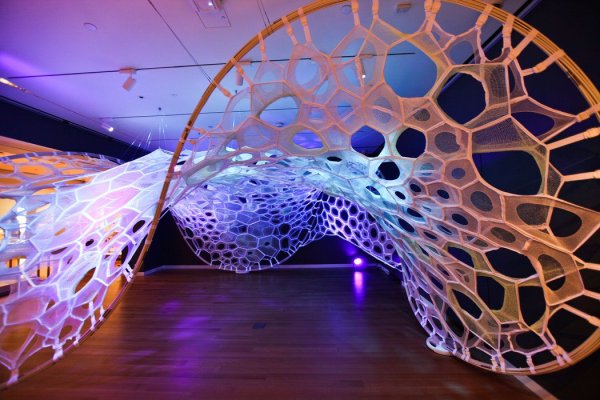 Кинетическая инсталляция