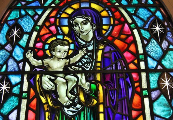 Сент Уэн Дева Мария витраж