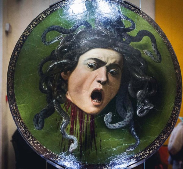 Медуза Горгона Микеланджело