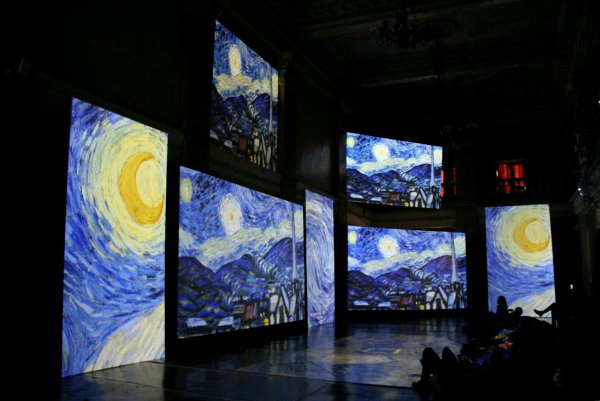 Звездная ночь Ван Гога выставка