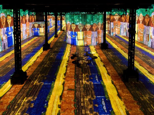 Цифровой музей в Париже