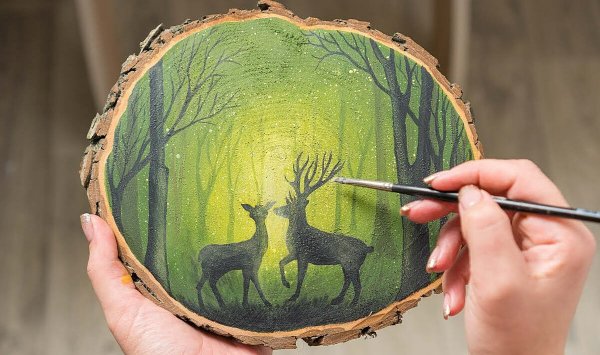 Роспись по спилу дерева