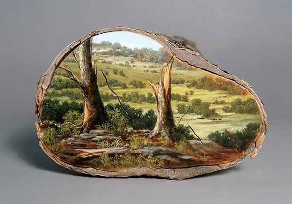 Роспись на срезе дерева