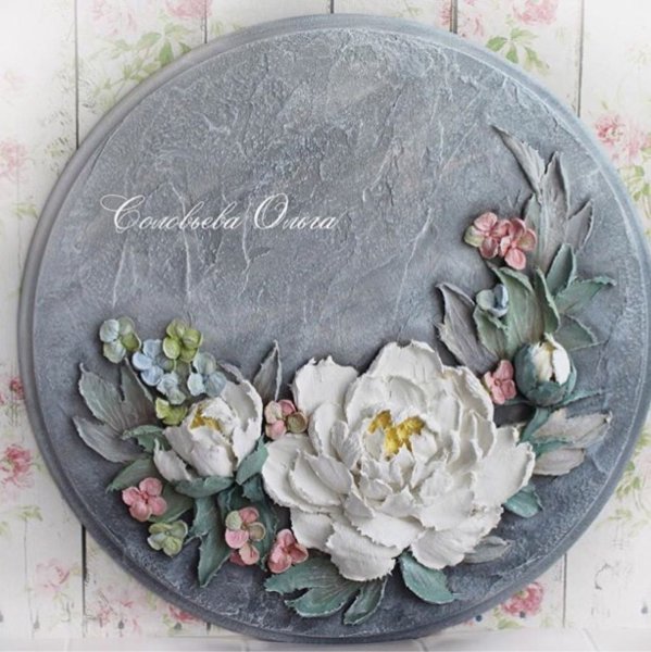 Скульптурная живопись Ольги Соловьевой