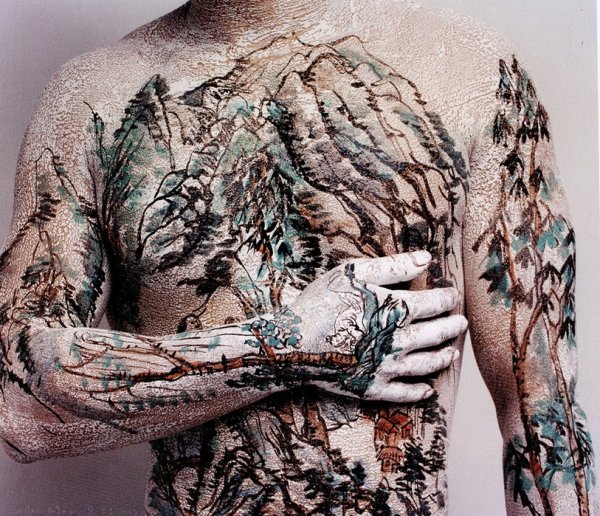 Рукав с природой и животными