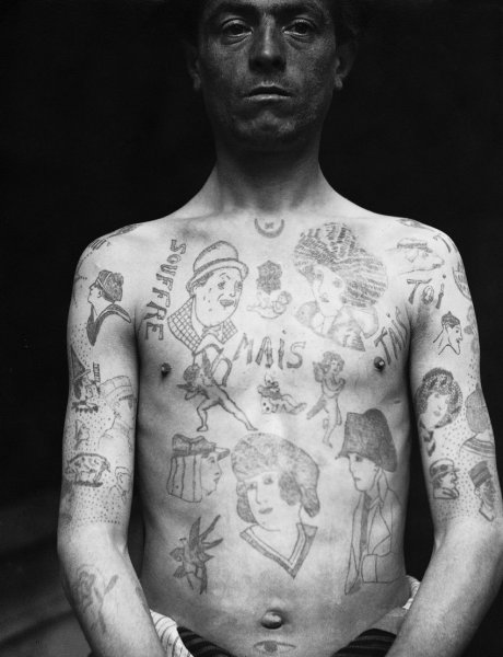 Шарль Брижо тату