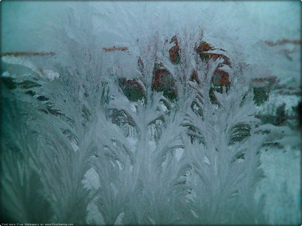 Морозные узоры на окне рисование