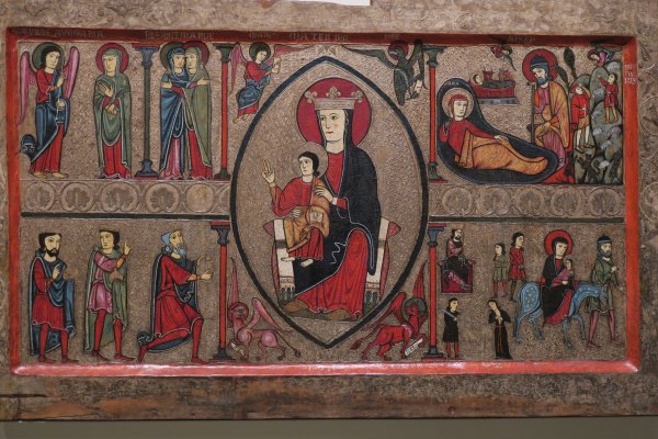 Элеонора Аквитанская витражи