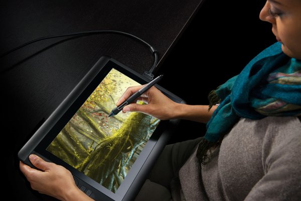 Интерактивный дисплей Wacom Cintiq Pro 13