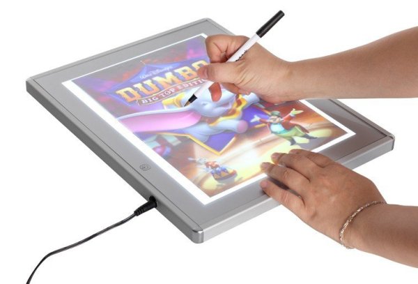 Графический дизайнер