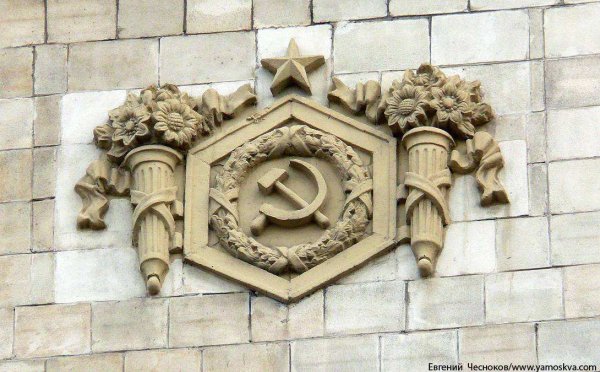 Высотка на Котельнической набережной архитектурные детали