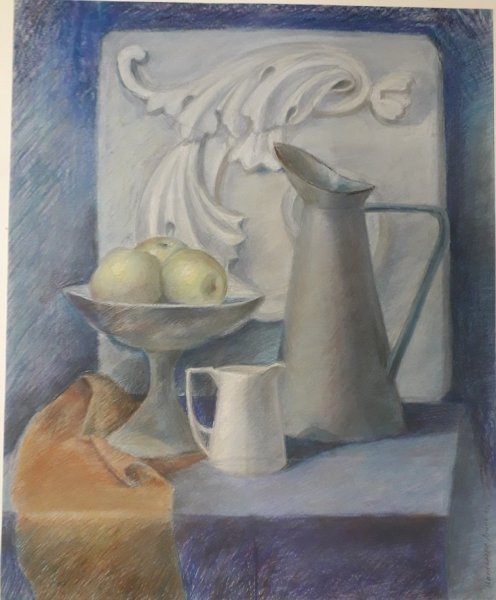 Натюрморт с гипсовой розеткой