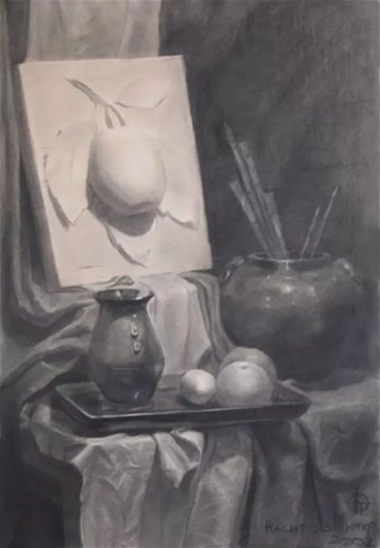 Натюрморт в теплой цветовой гамме с чучелом птицы