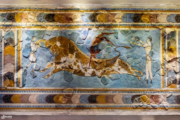 Фреска Кносского дворца бык