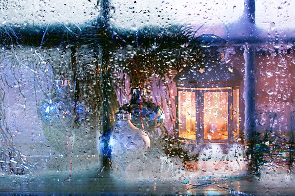 Дождь за окном