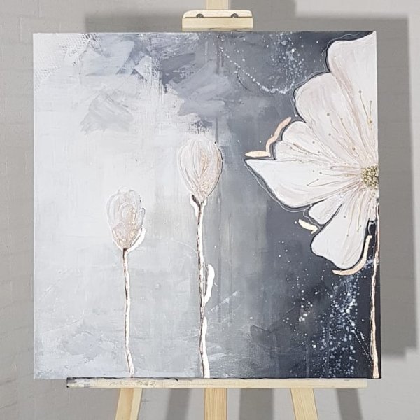 Абстракция с поталью в интерьере