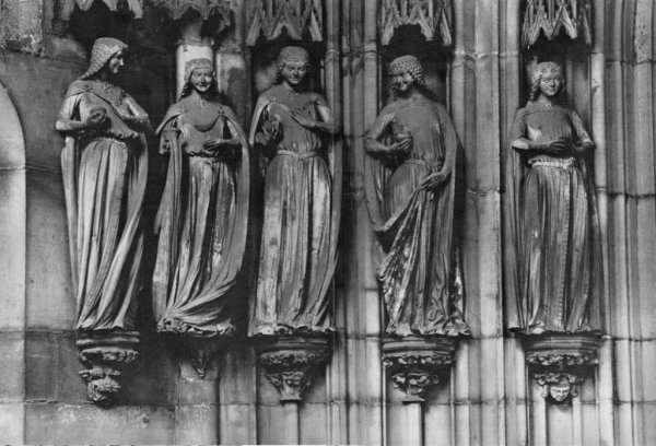 Три неразумные Девы. Магдебургский собор (Германия)