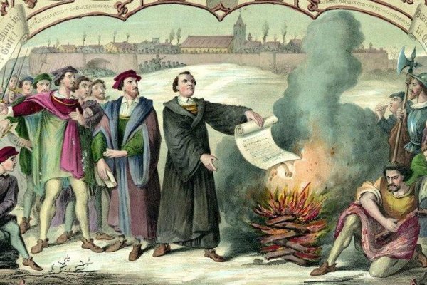 Мартин Лютер прибивает 95 тезисов