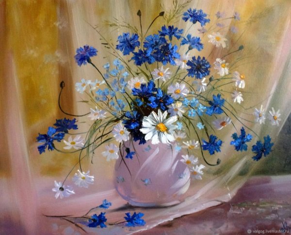 Ваза с полевыми цветами