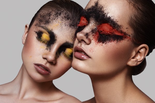 Макияж век необычный