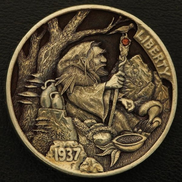 Дерево из монет