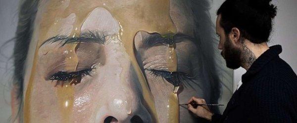 Майк Даргас рисует