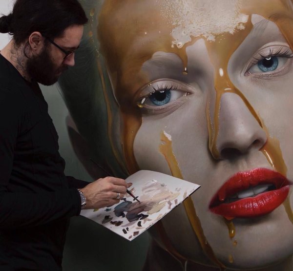 Скульптор Дуэйна Хансона