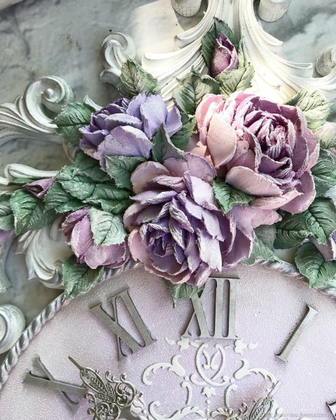 Скульптурная живопись часы