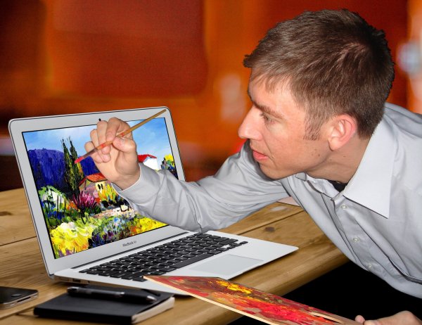 Графический дизайнер