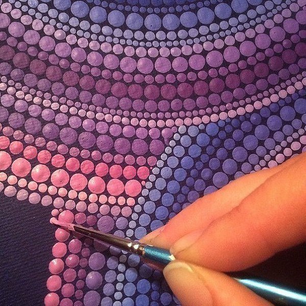 Точечное рисование красками