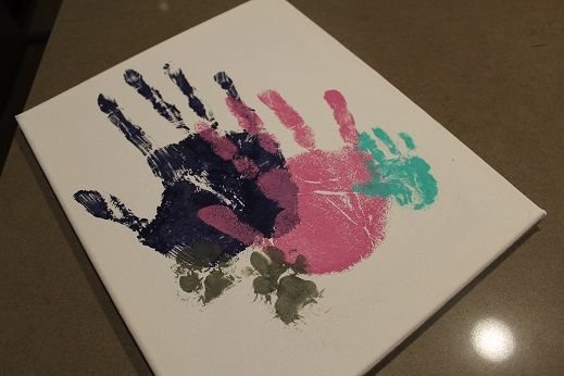 Отпечатки пальцев на холсте парня и девушки (46 фото)