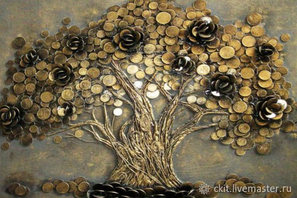 Дерево с монетами