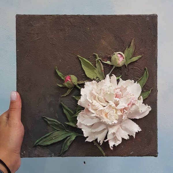 Скульптурная живопись пионы