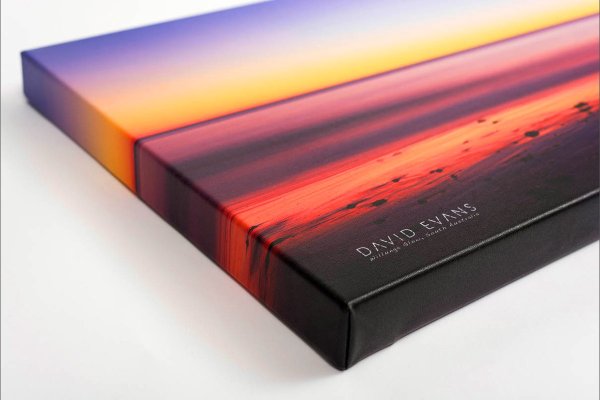 Галерейная натяжка холста